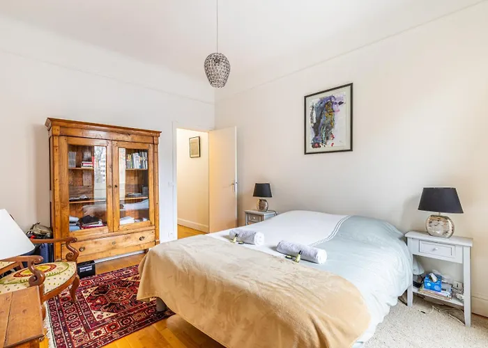 아파트 Guestready - A Humble In Auteuil