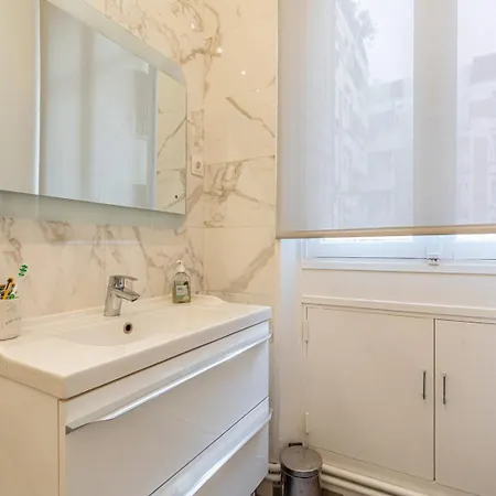 Guestready - A Humble In Auteuil *
